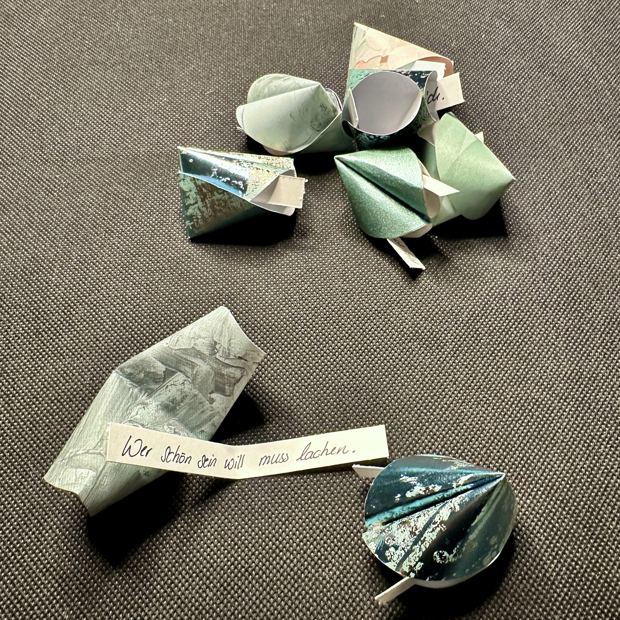 DIY Glückskekse für Silvester - Jana Skora Designs DIY Glückskekse für Silvester - Jana Skora Designs